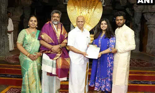 തിരുപ്പതി ക്ഷേത്രത്തിലേക്ക് ഒരു കോടി നൽകി ചെന്നൈ സ്വദേശികളായ മുസ്ലിം ദമ്പതികൾ