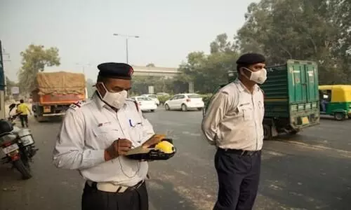 Police starts issuing challans for not using rear seat belts