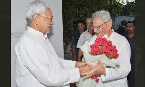 മതേതര പാര്‍ട്ടികളുടെ വിശാല ഐക്യം ലക്ഷ്യം; നിതീഷ് കുമാറിനെ കണ്ട് യെച്ചൂരി