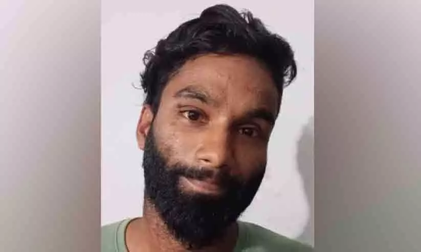 അയൽവാസിയെ വീട്ടിൽ കയറി ആക്രമിച്ച കേസിൽ പ്രതി പിടിയിൽ