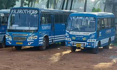 സ്വകാര്യ ബസുകളുടെ പെർമിറ്റ് പുതുക്കുന്നില്ല;  ജില്ലയിൽ യാത്ര ദുരിതം