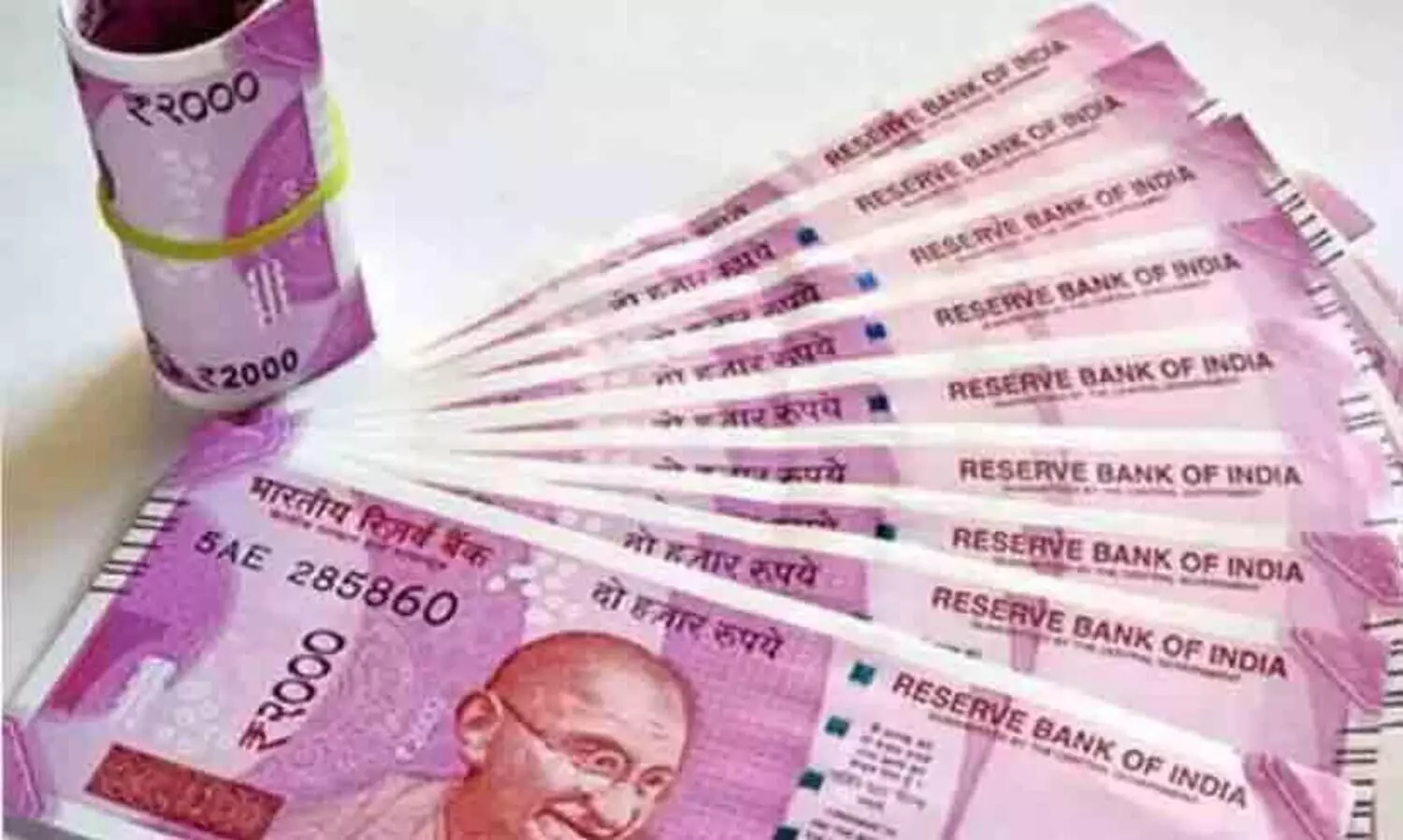 രൂപയുടെ മൂല്യത്തിൽ റെക്കോർഡ് ഇടിവ്; ഡോളറിനെതിരെ 83 പിന്നിട്ടു