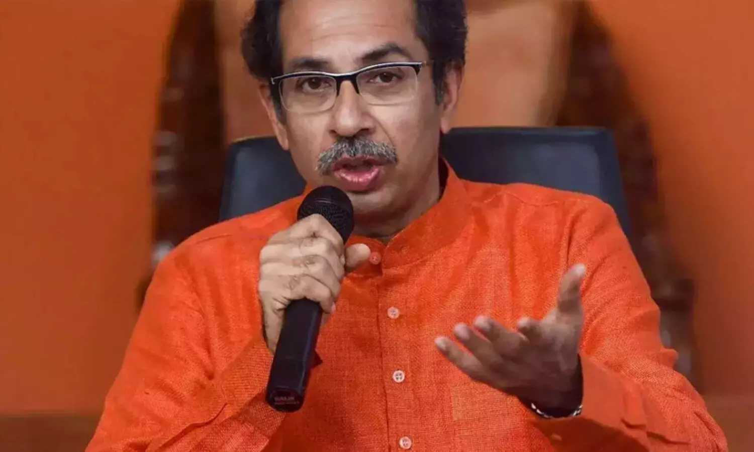 ഷി​​ൻ​​ഡെ​​ പക്ഷത്തിന് തിരിച്ചടി; ശി​​വാ​​ജി പാ​​ർ​​ക്കി​​ലെ ദ​​സ​​റ റാ​​ലി​​ക്ക്​ ഉദ്ദവ് പക്ഷത്തിന് അനുമതി