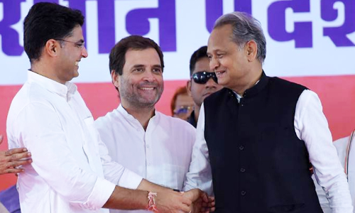 കസേരക്കളിക്കൊടുവിൽ ആരാകും കോൺഗ്രസിന്റെ അമരത്ത്?