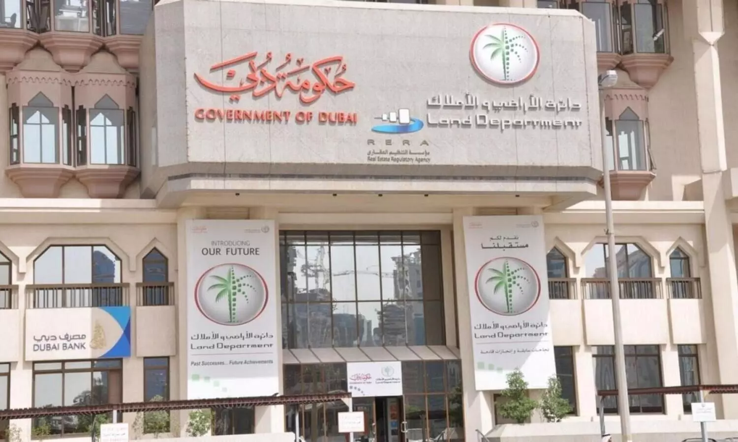 ദുബൈയിൽ കൂടെ താമസിക്കുന്നവരുടെ വിവരങ്ങൾ രജിസ്റ്റർ ചെയ്യണം; ഇവ അറിഞ്ഞിരിക്കാം