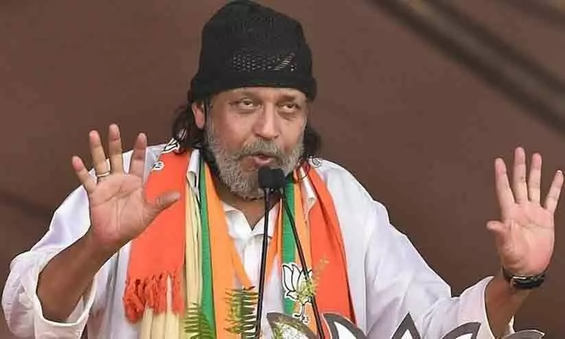 21 തൃണമൂൽ എം.എൽ.എമാർ ഇപ്പോഴും താനുമായി ബന്ധപ്പെടുന്നു -ബി.ജെ.പി നേതാവ് മിഥുൻ ചക്രവർത്തി 21 തൃണമൂൽ എം.എൽ.എമാർ ഇപ്പോഴും താനുമായി ബന്ധപ്പെടുന്നു -ബി.ജെ.പി നേതാവ് മിഥുൻ ചക്രവർത്തി