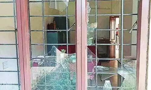 ചാലക്കുടി ജി.എച്ച്.എസ്.എസിൽ സാമൂഹികവിരുദ്ധരുടെ അക്രമം