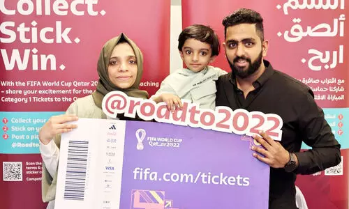 നൗ ഈസ്​ ഉസൈർ; സ്റ്റിക്കർ പതിച്ച്​ കിക്കോഫിന്​