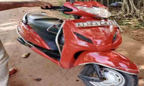 കല്യാശ്ശേരിയിൽ പെട്രോൾ ബോംബുമായി രണ്ടുപേർ പിടിയിൽ