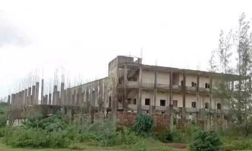 എൻജിനീയറിങ് കോളജായിരുന്നു, ഇന്ന് സാമൂഹിക വിരുദ്ധരുടെ താവളം എൻജിനീയറിങ് കോളജായിരുന്നു, ഇന്ന് സാമൂഹിക വിരുദ്ധരുടെ താവളം