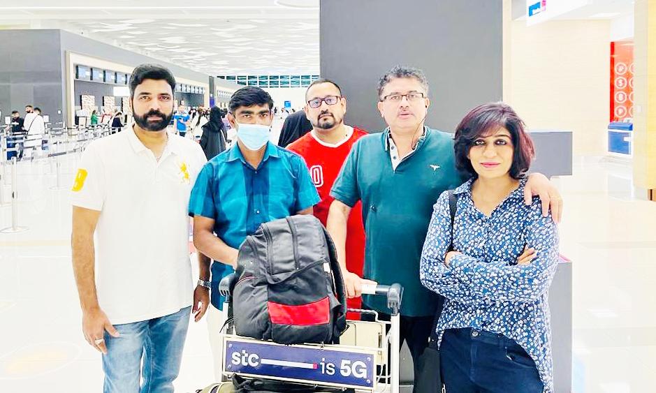 ദുരിതങ്ങൾക്കൊടുവിൽ കറുപ്പുസ്വാമി നാടണഞ്ഞു ദുരിതങ്ങൾക്കൊടുവിൽ കറുപ്പുസ്വാമി നാടണഞ്ഞു