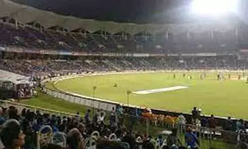 റണ്ണൊഴുകുന്ന പിച്ചൊരുക്കി കാര്യവട്ടം സ്പോർട്സ് ഹബ്