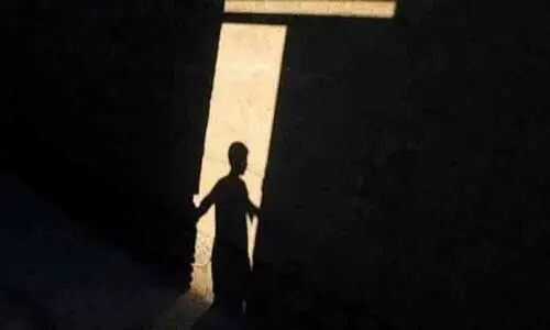 ഡൽഹിയിൽ 12 വയസുള്ള ആൺകുട്ടിയെ നാലുപേർ ചേർന്ന് ബലാത്സംഗം ചെയ്തു; സ്വകാര്യ ഭാഗങ്ങളിൽ ദണ്ഡ് കയറ്റി