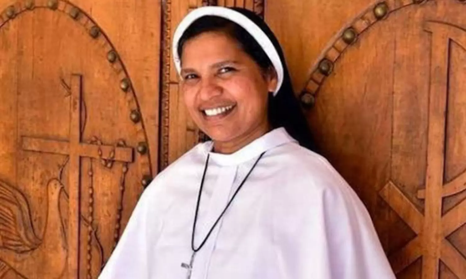 സിസ്റ്റര്‍ ലൂസി കളപ്പുരക്കല്‍ സത്യഗ്രഹ സമരത്തിലേക്ക്