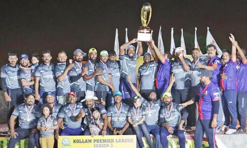 കൊ​ല്ലം പ്രീ​മി​യ​ർ ലീ​ഗ് സീ​സ​ൺ മൂ​ന്നി​ൽ കൊ​ട്ടാ​ര​ക്ക​ര ഇ​ല​വ​ൻ സ്റ്റാ​ർ​സ് ജേ​താ​ക്ക​ൾ