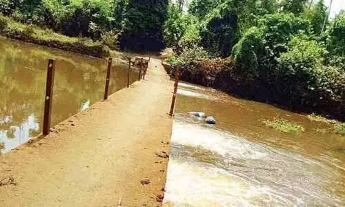 പാറക്കൂട്ടം പാലത്തിനായുള്ള കാത്തിരിപ്പിന് പതിറ്റാണ്ട് പഴക്കം