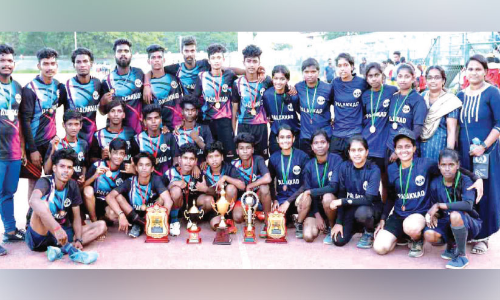 ഫ്ലാഗ് ഫുട്ബാൾ: രണ്ടും മൂന്നും സ്ഥാനം പാലക്കാടിന്