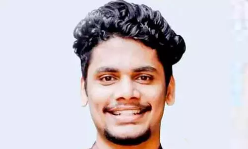 അജ്ഞാതവാഹനം ഇടിച്ച് ബൈക്ക് യാത്രക്കാരനായ വിദ്യാര്‍ഥി മരിച്ചു