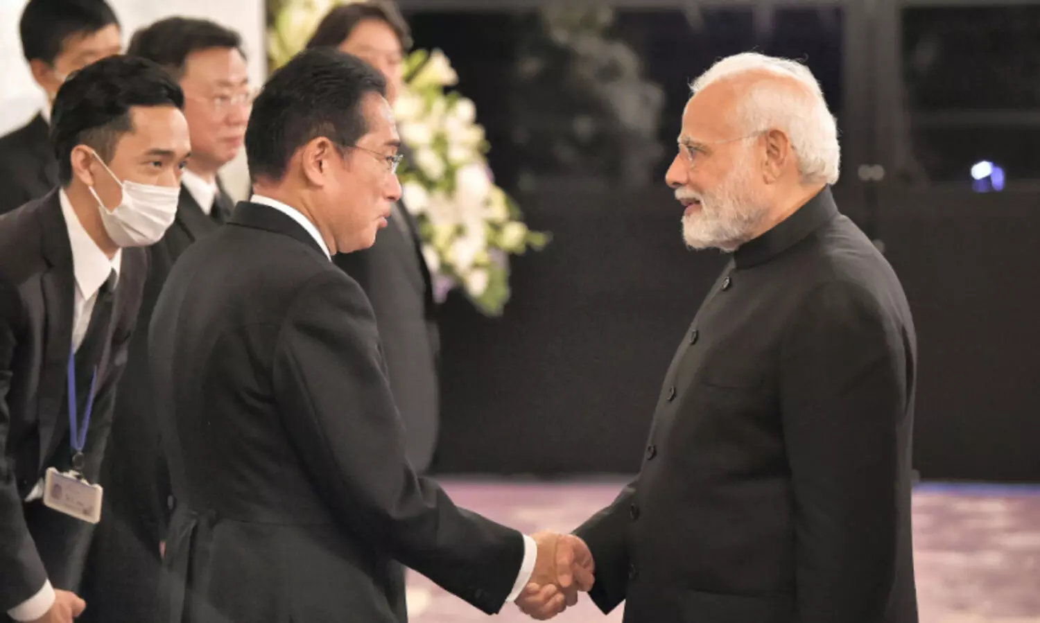 ഷിൻസോ ആബെക്ക് ജപ്പാൻ വിടനൽകി, ആദരാഞ്ജലിയർപ്പിച്ച് മോദി