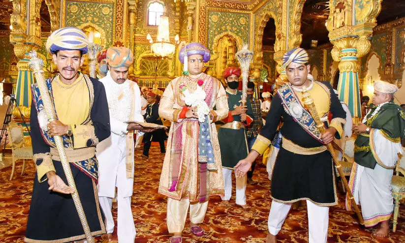 Mysore Dussehra started with awe inspiring sights