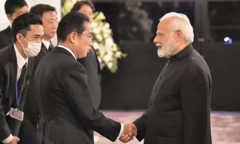 ഷിൻസോ ആബെക്ക് ജപ്പാൻ വിടനൽകി, ആദരാഞ്ജലിയർപ്പിച്ച് മോദി