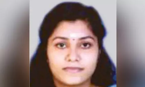 മലയാളി വിദ്യാര്‍ഥിനി മംഗളൂരുവിലെ ഹോട്ടല്‍ മുറിയില്‍ തൂങ്ങിമരിച്ച നിലയില്‍