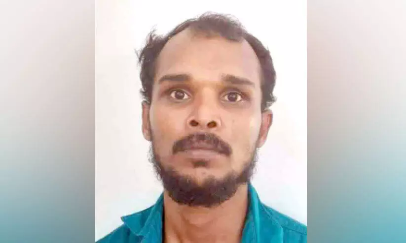 യാത്രക്കാരെ ആക്രമിച്ച് കാർ തട്ടിയ സംഘത്തിൽ ഒരാൾകൂടി പിടിയിൽ യാത്രക്കാരെ ആക്രമിച്ച് കാർ തട്ടിയ സംഘത്തിൽ ഒരാൾകൂടി പിടിയിൽ