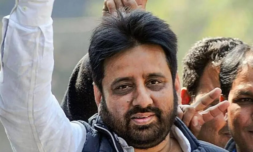 ഡൽഹി വഖഫ് ബോർഡ് ചെയർമാൻ അമാനത്തുല്ല ഖാൻ എം.എൽ.എക്ക് ജാമ്യം ഡൽഹി വഖഫ് ബോർഡ് ചെയർമാൻ അമാനത്തുല്ല ഖാൻ എം.എൽ.എക്ക് ജാമ്യം