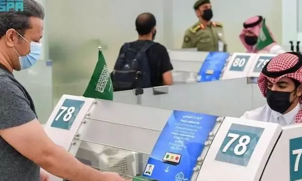 പുതിയ വിസയിലെത്തുന്നവർക്ക് ഇഖാമയിൽ മൂന്നുമാസം കുറച്ചതായി തൊഴിൽ മന്ത്രാലയം പുതിയ വിസയിലെത്തുന്നവർക്ക് ഇഖാമയിൽ മൂന്നുമാസം കുറച്ചതായി തൊഴിൽ മന്ത്രാലയം