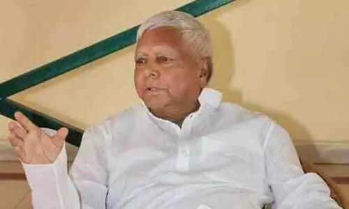 കേന്ദ്രസർക്കാർ മുസ്‍ലിം സംഘടനകളെ ലക്ഷ്യം വെക്കുന്നു; ആർ.എസ്.എസിനെ ആദ്യം നിരോധിക്കണം -ലാലുപ്രസാദ് യാദവ്