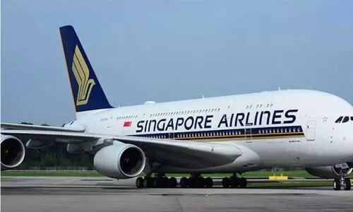 ബാഗിൽ ബോംബെന്ന് ഭീഷണി; സിംഗപ്പൂർ എയർലൈൻസിന് അകമ്പടിപോയത് യുദ്ധ വിമാനങ്ങൾ