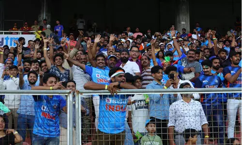 ഇന്ത്യക്ക് ​ടോസ്; ബൗളിങ് തെരഞ്ഞെടുത്തു