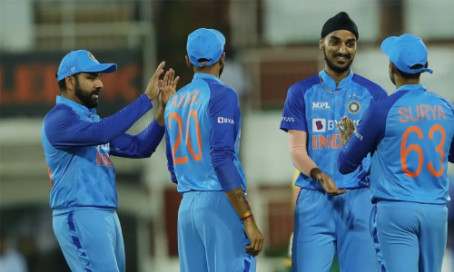 തകർന്നടിഞ്ഞ് ദക്ഷിണാഫ്രിക്ക; ഏഴ് വിക്കറ്റ് നഷ്ടം