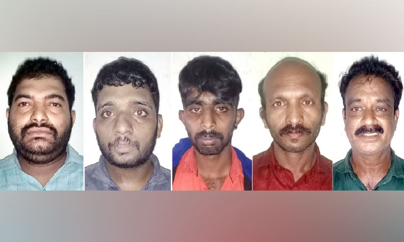 സംസ്ഥാനമൊട്ടാകെ മുക്കുപണ്ടം പണയംവെച്ച് പണം തട്ടുന്ന സംഘം പിടിയിൽ സംസ്ഥാനമൊട്ടാകെ മുക്കുപണ്ടം പണയംവെച്ച് പണം തട്ടുന്ന സംഘം പിടിയിൽ