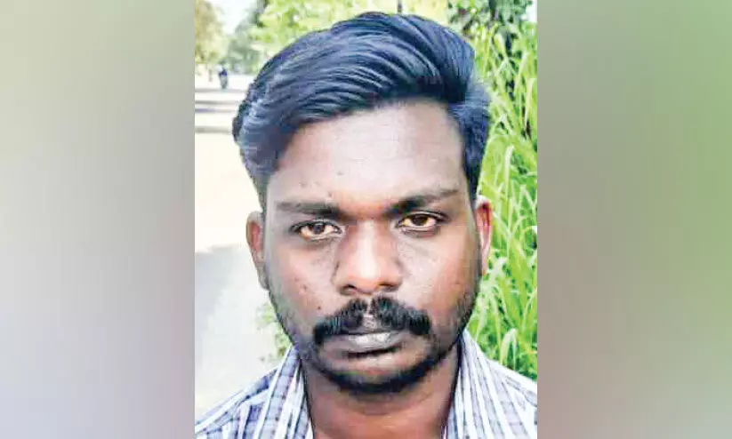 വിദ്യാർഥിനിയെ പീഡിപ്പിച്ച കേസിൽ കണ്ടക്ടർ അറസ്റ്റിൽ വിദ്യാർഥിനിയെ പീഡിപ്പിച്ച കേസിൽ കണ്ടക്ടർ അറസ്റ്റിൽ