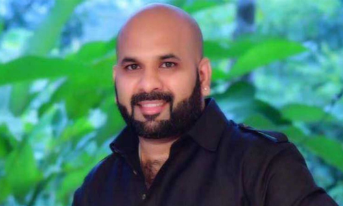 ബിനോയ് കോടി​യേരിക്കെതിരായ പീഡനക്കേസിൽ ഒത്തുതീർപ്പ്; യുവതിക്ക് നൽകിയത് 80 ലക്ഷം