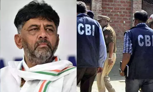 കർണാടക കോൺ​ഗ്രസ് അധ്യക്ഷൻ ഡി.കെ ശിവകുമാറിന്റെ വീട്ടിൽ റെയ്ഡ്; തെളിവുകൾ ലഭിച്ചെന്ന് സി.ബി.ഐ