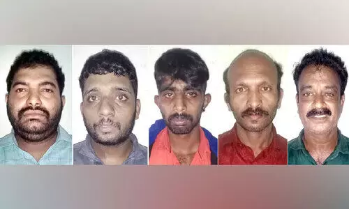 സംസ്ഥാനമൊട്ടാകെ മുക്കുപണ്ടം പണയംവെച്ച് പണം തട്ടുന്ന സംഘം പിടിയിൽ