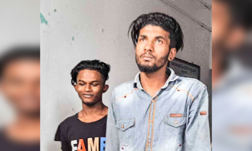 അ​റ​സ്റ്റി​ലാ​യ മെ​ബി​നും  ഗോ​കു​ലും