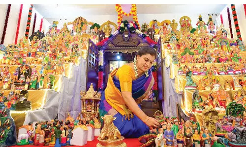 നവരാത്രി ആഘോഷങ്ങൾക്ക് നിറംപകർന്ന് ബൊമ്മ​ക്കൊലു