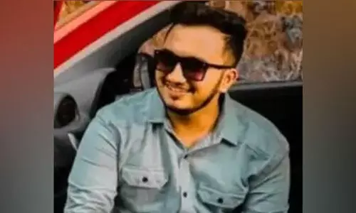 ആലുവയിൽ ട്രെയിനിൽ നിന്നു വീണ് ബംഗളൂരു സ്വദേശി  മരിച്ചു