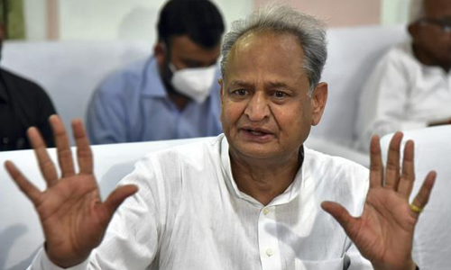 Wont contest Congress chief polls, apologise to Sonia Gandhi: Ashok Gehlot