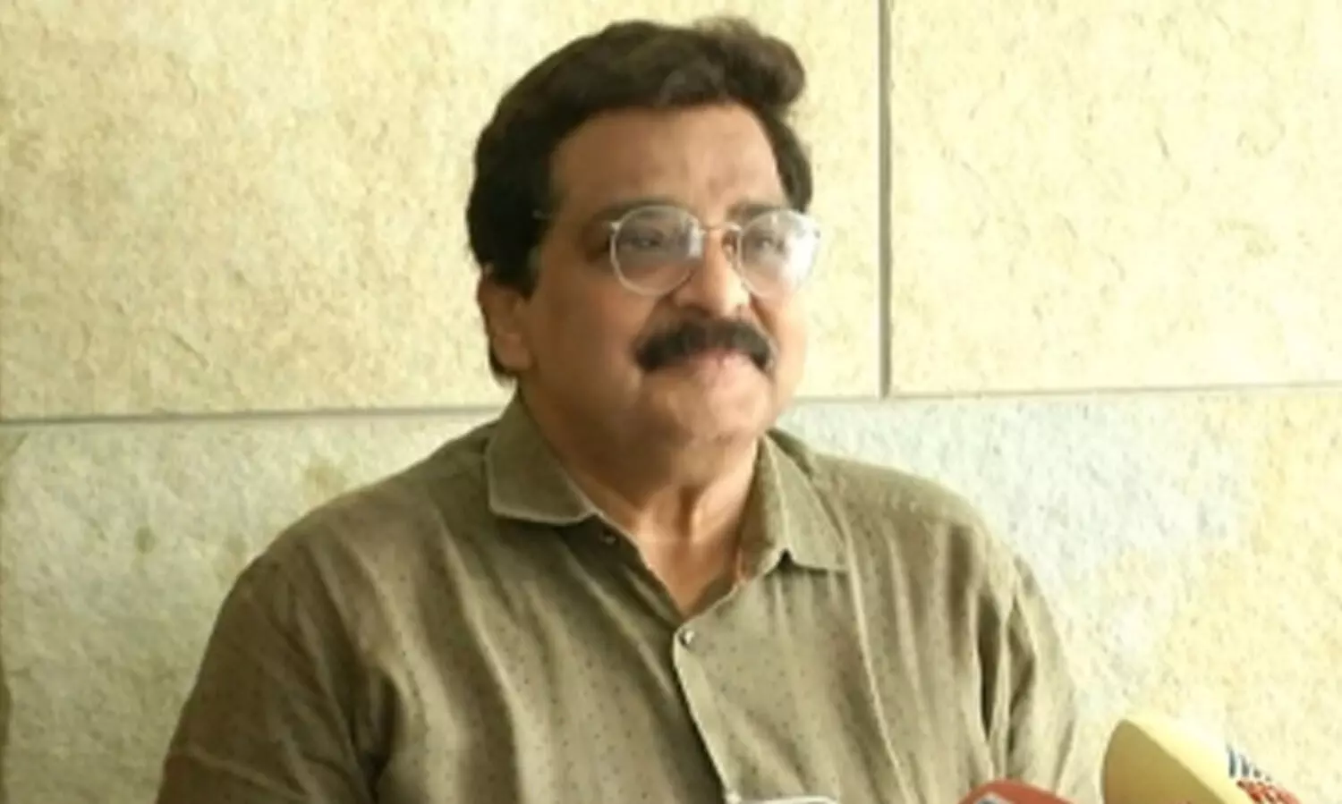 ഒരു വാപ്പക്ക് ജനിച്ചവനാണ് ഞാൻ, പി.എഫ്.ഐ നിരോധനം സ്വാഗതം ചെയ്ത നിലപാടിൽ മാറ്റമില്ല -മുനീർ