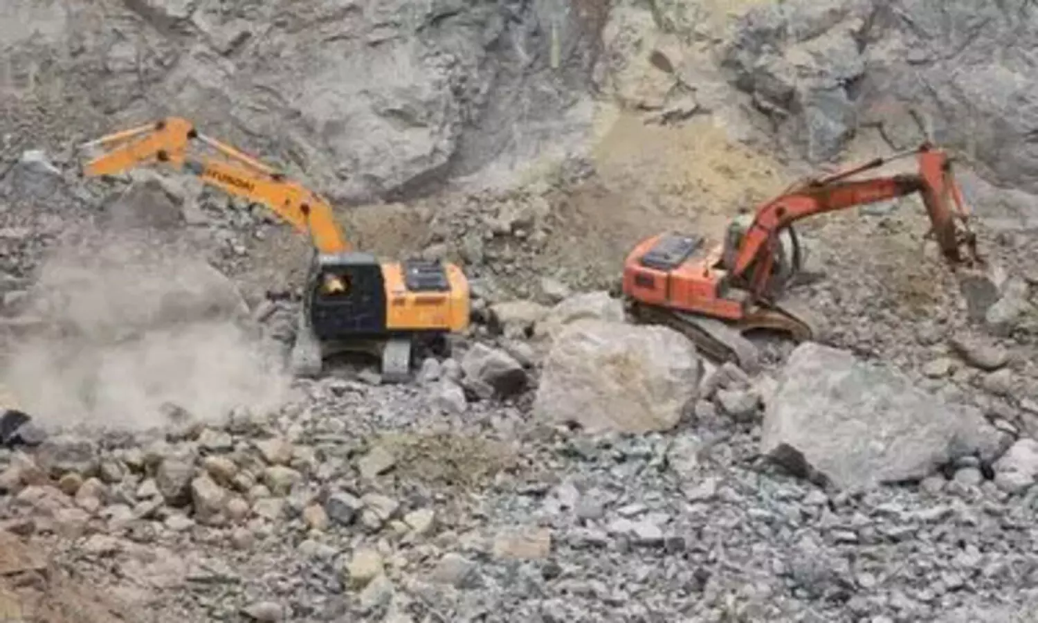 ഒരുകോടിയിലേറെ വിലവരുന്ന ഭൂമിയുണ്ടായിരുന്നു  കോരന്...പക്ഷേ, ഇപ്പോഴയാൾ പെരുവഴിയിലാണ്