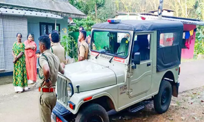 വാനരശല്യത്തിൽ പൊറുതിമുട്ടി നാട്