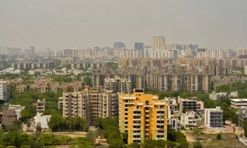 നോയിഡയിലെ അനധികൃത നിർമാണം: നഷ്ടപരിഹാരം 15 കോടി കെട്ടിവയ്ക്കണമെന്ന് ട്രൈബ്യൂണൽ നോയിഡയിലെ അനധികൃത നിർമാണം: നഷ്ടപരിഹാരം 15 കോടി കെട്ടിവയ്ക്കണമെന്ന് ട്രൈബ്യൂണൽ