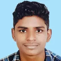 വി​ദ്യാ​ർ​ഥി കു​ഴ​ഞ്ഞു​വീ​ണ് മ​രി​ച്ചു