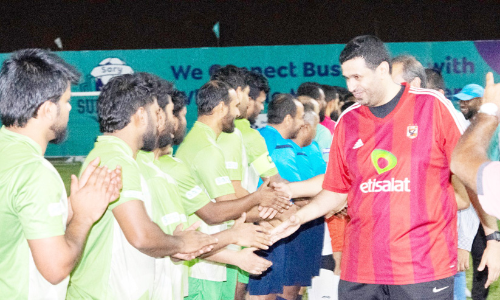 റെ​യി​ൻ​ബോ എ​ഫ്.​സി​യും ലാ​ന്റേ​ൺ എ​ഫ്.​സി​യും ഫൈ​ന​ലി​ൽ