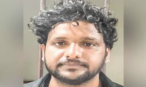 കാപ്പ ചുമത്തി നാടുകടത്തി