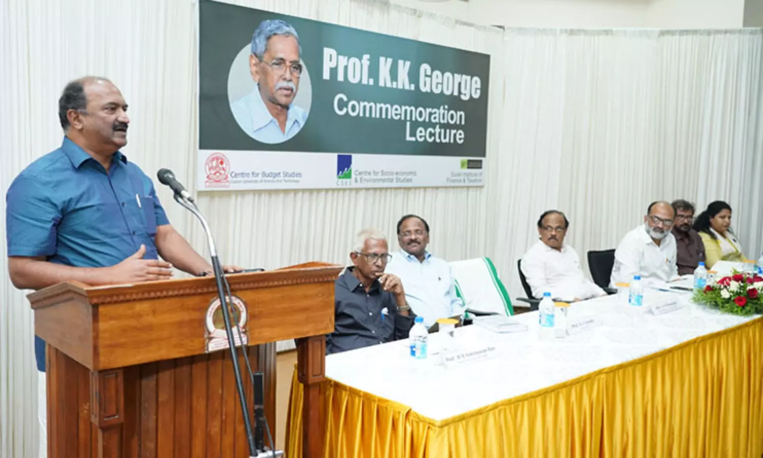 സാമ്പത്തിക പ്രതിസന്ധികളെക്കുറിച്ചുള്ള പഠനങ്ങള്‍ ജനങ്ങളിലെത്തണമെന്ന് കെ.എന്‍. ബാലഗോപാല്‍